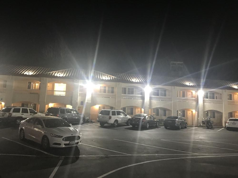 Travelodge By Wyndham Redding Ca Zewnętrze zdjęcie