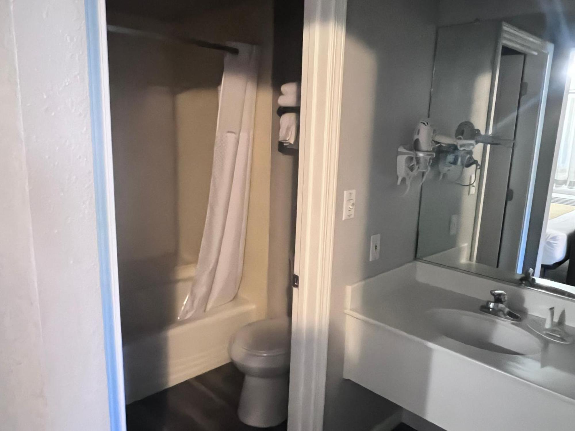 Travelodge By Wyndham Redding Ca Zewnętrze zdjęcie