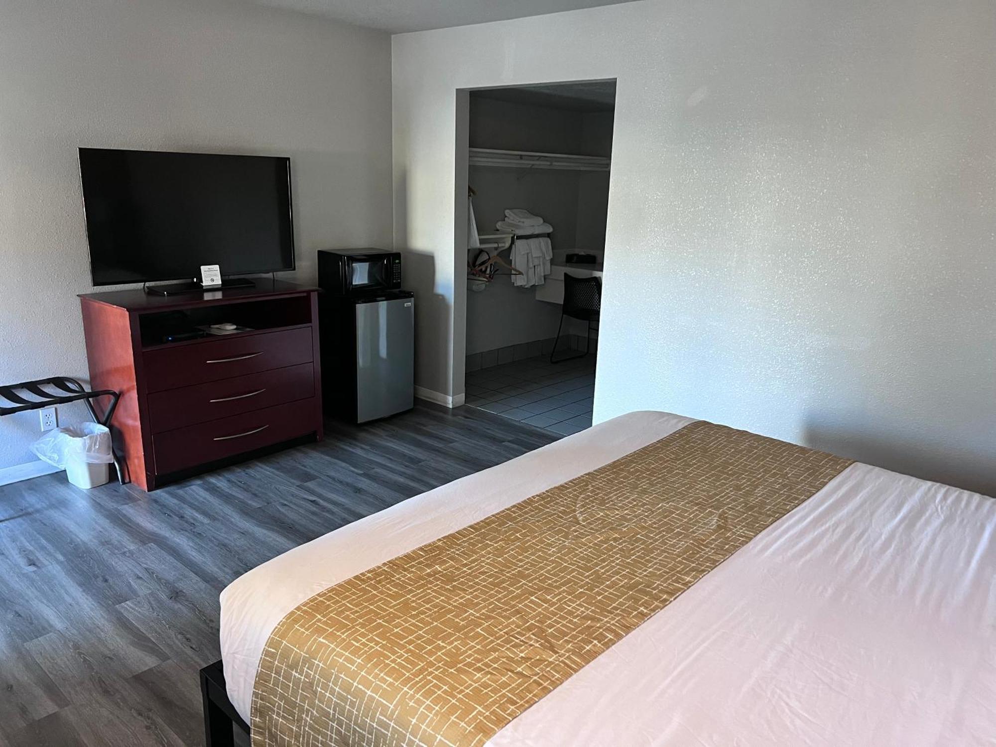 Travelodge By Wyndham Redding Ca Zewnętrze zdjęcie